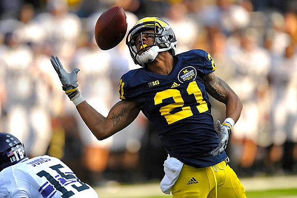 Roy Roundtree (21)