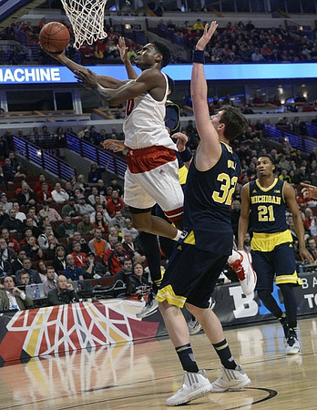 Ricky Doyle (32) and Zak Irvin (21)