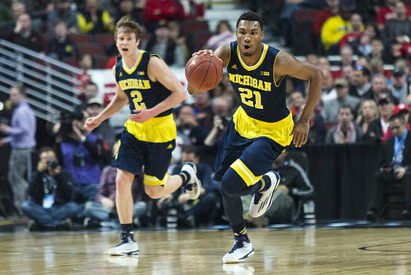 Spike Albrecht (2) and Zak Irvin (21)