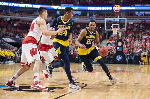Aubrey Dawkins (24) and Zak Irvin (21)