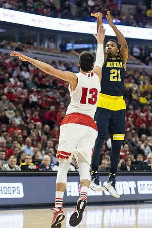 Zak Irvin (21)