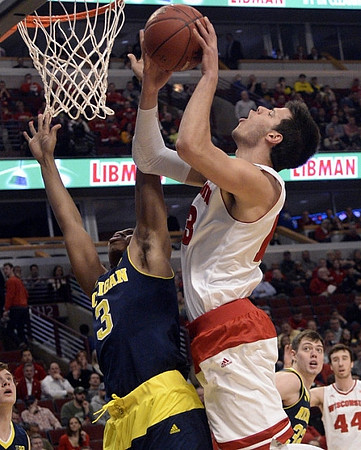 Spike Albrecht (2), Kameron Chatman (3), and Ricky Doyle (32)
