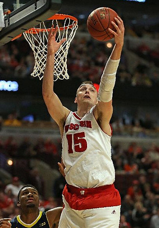 Zak Irvin (21)