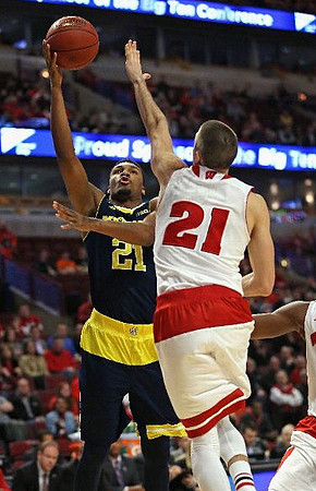 Zak Irvin (21)