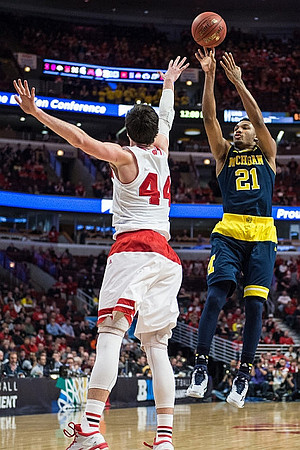 Zak Irvin (21)