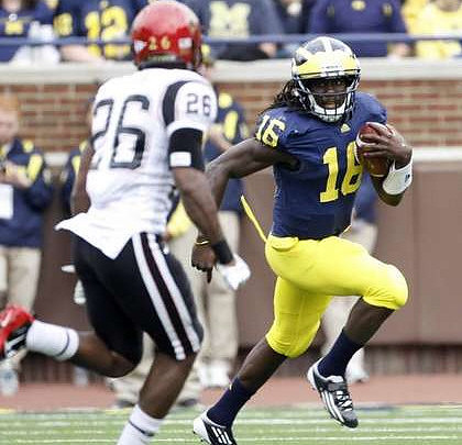 Denard Robinson (16)