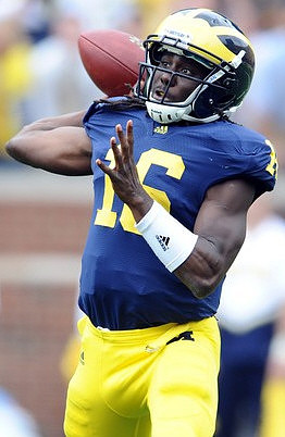 Denard Robinson (16)