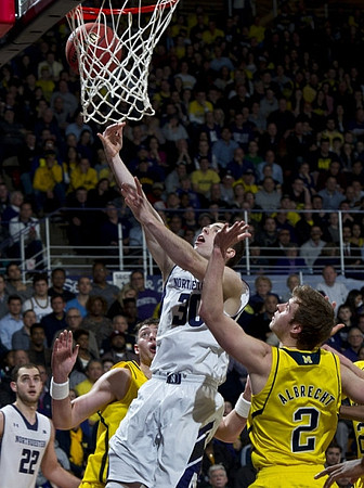 Ricky Doyle (32) and Spike Albrecht (2)