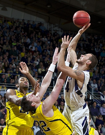Zak Irvin (21) and Ricky Doyle (32)