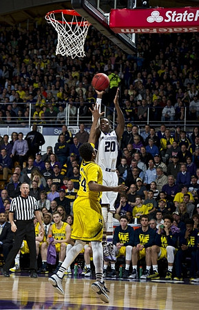 Aubrey Dawkins (24)