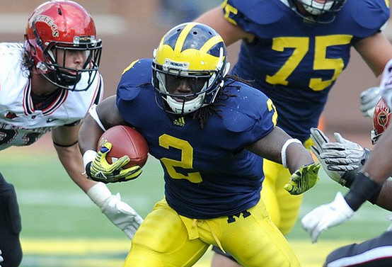 Vincent Smith (2) and Michael Schofield (75)