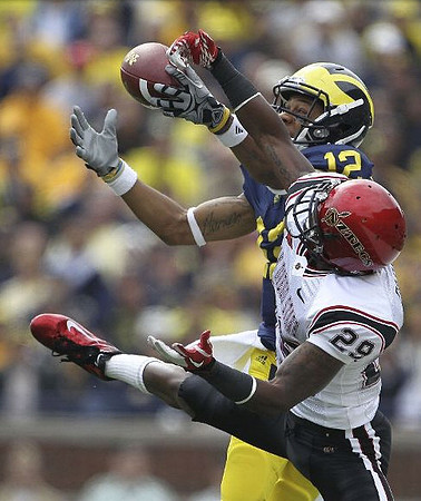 Roy Roundtree (12)
