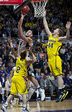 Spike Albrecht (2) and Max Bielfeldt (44)