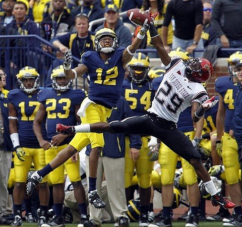 Roy Roundtree (12)