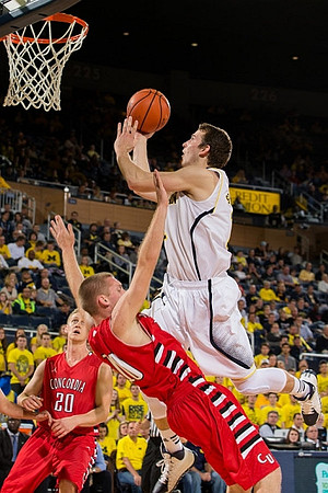 Nik Stauskas (11)