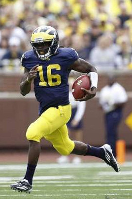 Denard Robinson (16)