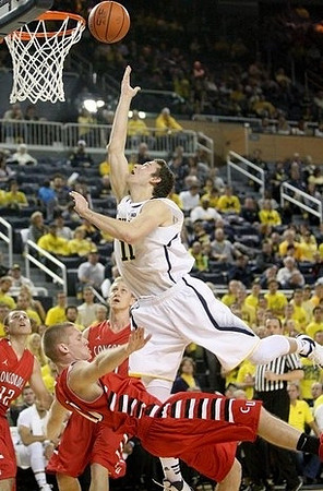Nik Stauskas (11)