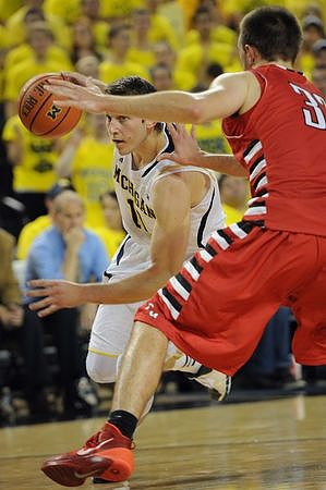 Nik Stauskas (11)