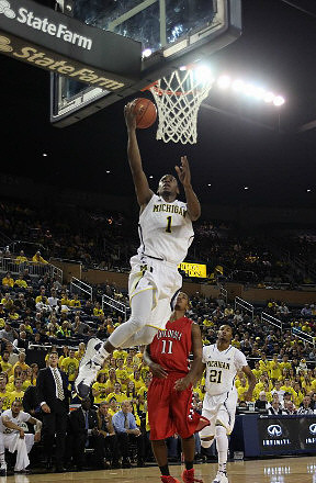 Glenn Robinson III (1) and Zak Irvin (21)