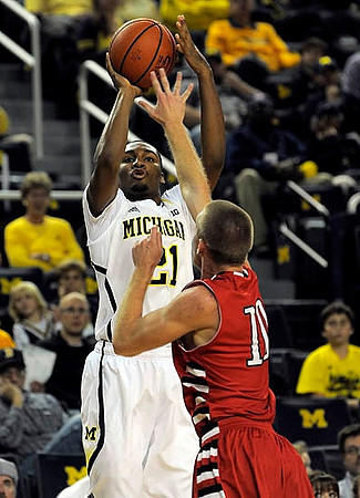 Zak Irvin (21)