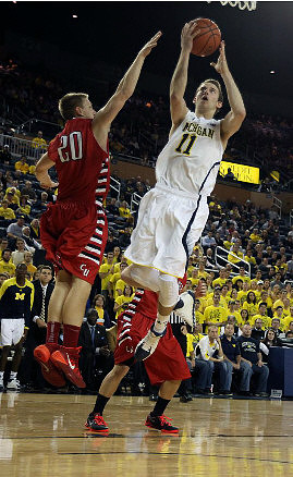 Nik Stauskas (11)