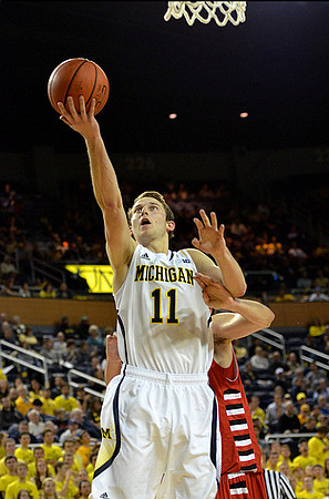 Nik Stauskas (11)