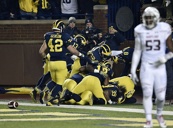 Ben Gedeon (42), Terry Richardson (13), Royce Jenkins-Stone (52), Sione Houma (39), AJ Pearson (18), and Channing Stribling (8)