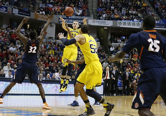 Nik Stauskas (11) and Jordan Morgan (52)