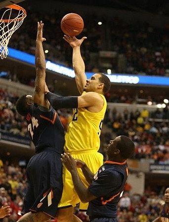 Glenn Robinson III (1) and John Beilein