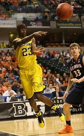 Nik Stauskas (11)