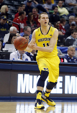 Nik Stauskas (11)
