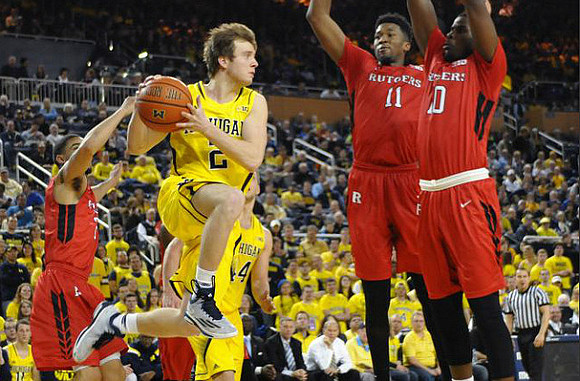 Spike Albrecht (2) and Max Bielfeldt (44)