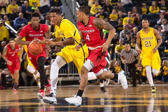 Aubrey Dawkins (24) and Zak Irvin (21)