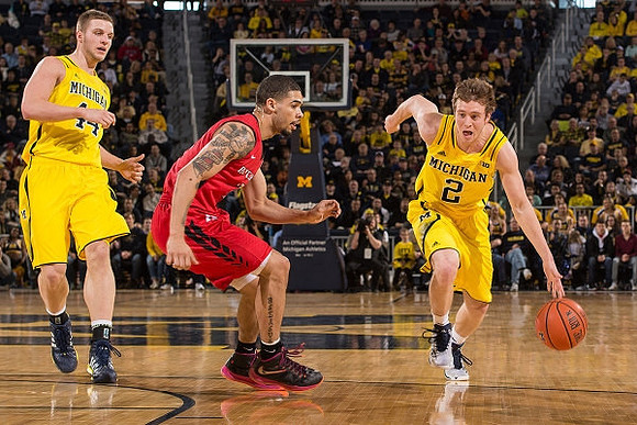 Max Bielfeldt (44) and Spike Albrecht (2)