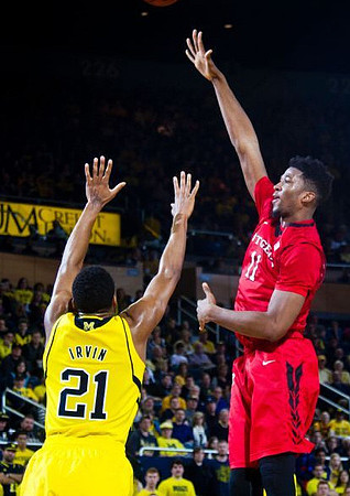 Zak Irvin (21)