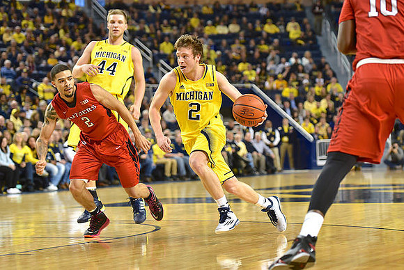 Max Bielfeldt (44) and Spike Albrecht (2)