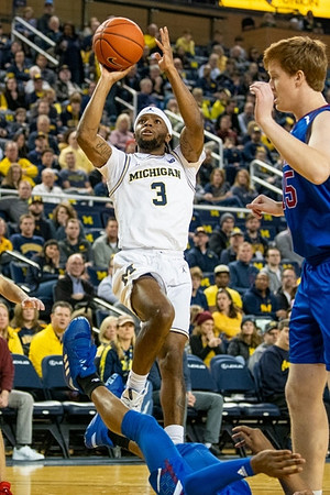 Zavier Simpson (3)
