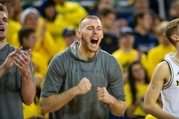 Austin Davis (51)
