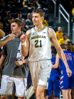 Luke Wilson (32) and Franz Wagner (21)