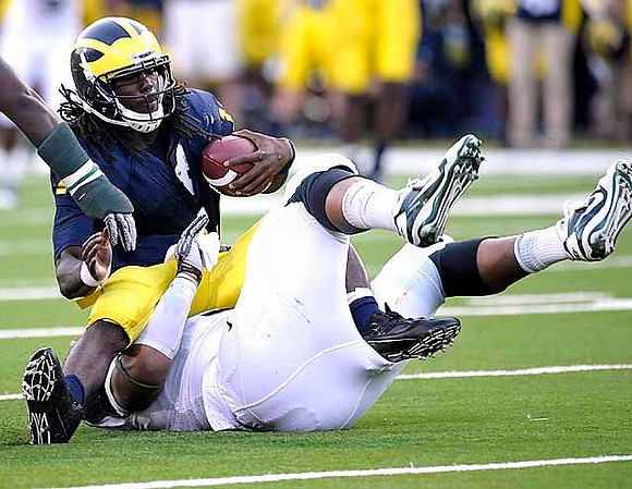 Denard Robinson (16)
