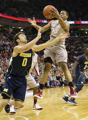 Zack Novak (0) and Tim Hardaway Jr. (10)