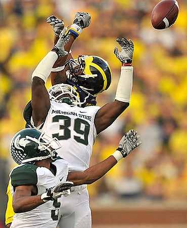 Roy Roundtree (12)