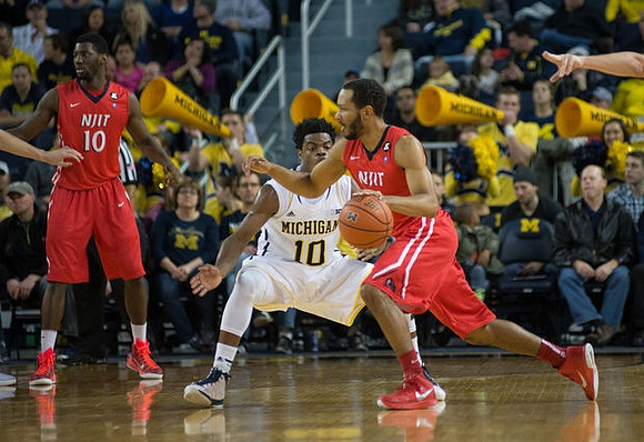 Derrick Walton Jr. (10)