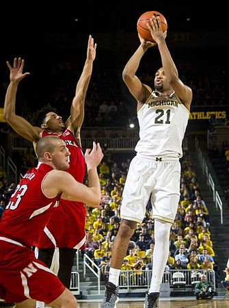 Zak Irvin (21)