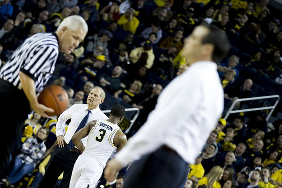 John Beilein and Xavier Simpson (3)