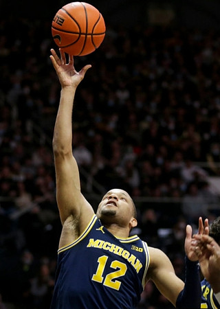 DeVante' Jones (12)