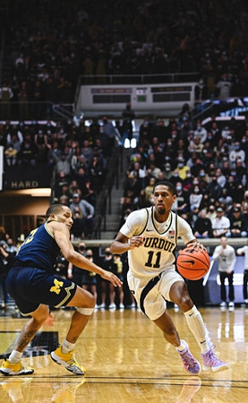 DeVante' Jones (12)
