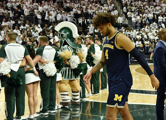 Isaiah Livers (4)