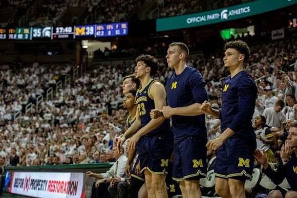 David DeJulius (0), Colin Castleton (11), Brandon Johns Jr. (23), Austin Davis (51), and Adrien Nunez (5)