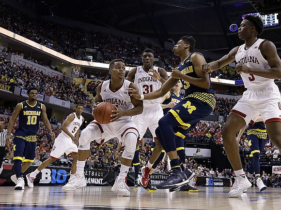 Derrick Walton Jr. (10) and Kameron Chatman (3)